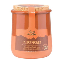 Jausensalz im Keramiktopf